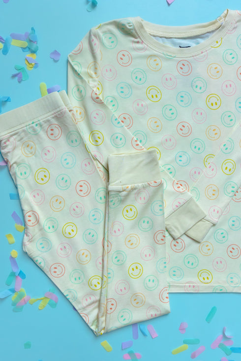 pastel-smiles-dream-set Dream-Big-Little-Co-pajama-baby-blanket
