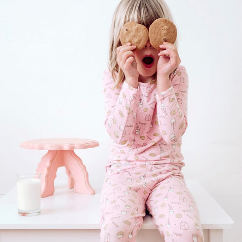 milk-cookies-pink-bamboo-kids-pajamas-bellabu-bear - Sophia's Style -8