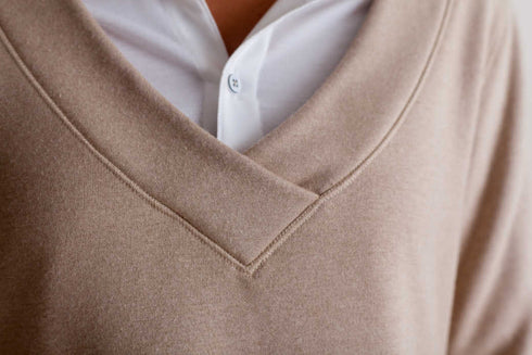 power-vee-sweater-sweatshirt-camel-buki-sophias-style-2