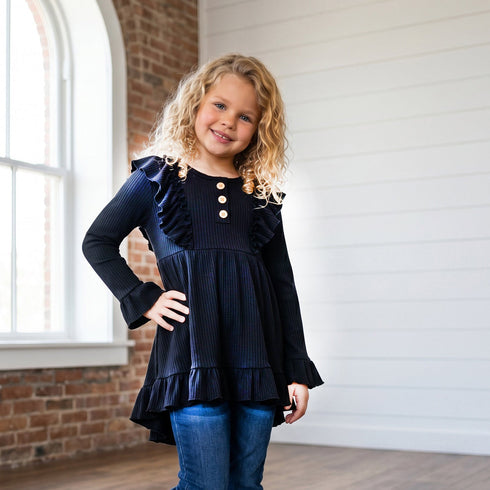 black-ribbed-ruffle-shirt-oopsie-daisy-sophias-style-5
