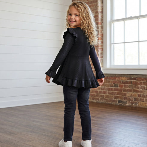 black-ribbed-ruffle-shirt-oopsie-daisy-sophias-style-3