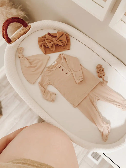 top-and-bottom-outfit-set-gender-neutral-newborn-clothes-sand-Sophia's Style-7