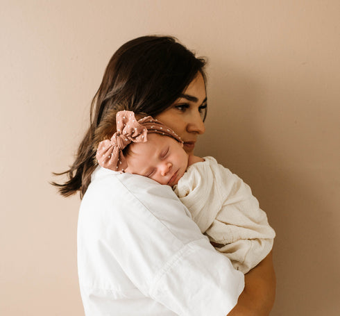 patterned-shabby-knot-putty-white-dot Baby Bling Bows clips headbands - Sophia's Style-