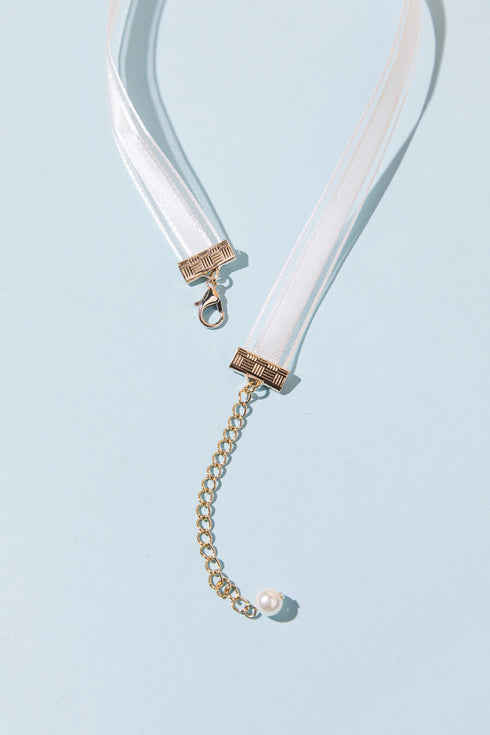 reminiscent-lace-choker Flying Tomato-Sophia's Style-10