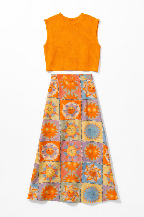 laura-sleeveless-sweater-briton-court-sophias-style-4