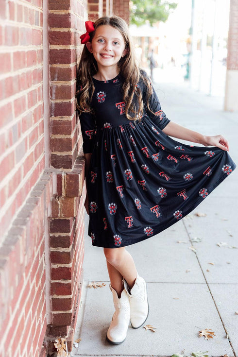 texas-tech-black-raider-red-3-4-sleeve-pocket-twirl-dress-Sophia's StyleTwirl Pocket Dress 3/4-1