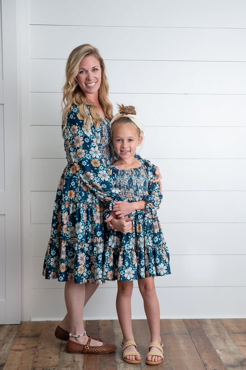 womens-grace-winter-floral-dress-mommy-me-oopsie-daisy-sophias-style-2