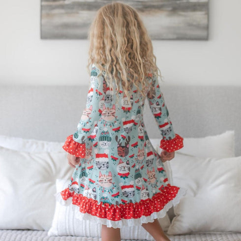 christmas-cat-lounge-play-gown-oopsie-daisy-sophias-style-3