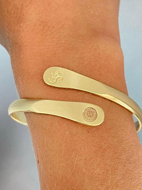 yoga-bracelets-om-bracelets-engraved-bracelets-inhale-the-future-exhale-the-past-the-om-symbol-Sophia's Style-3