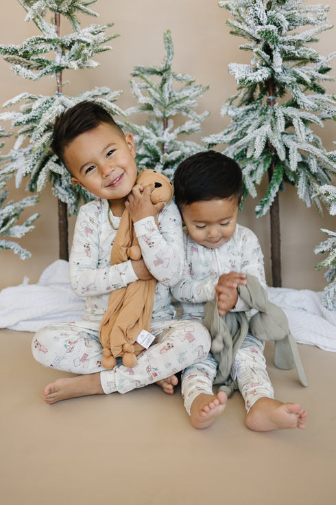 santa-paws-bamboo-zippy-romper Little Joy Co - Sophia's Style-2