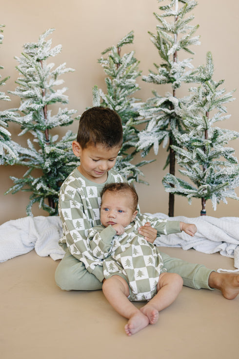 checkered-christmas-tree-sweatshirt-romper Sophia's Style-8
