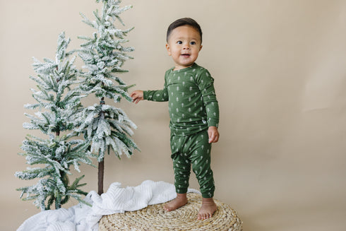 evergreen-dreams-2pc-bamboo-pajamas-sizes-0-3-through-6-12-months-left Little Joy Co - Sophia's Style-8