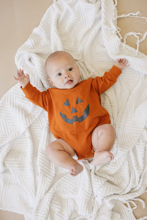 jack-o-lantern-sweatshirt-romper Sophia's Style-2