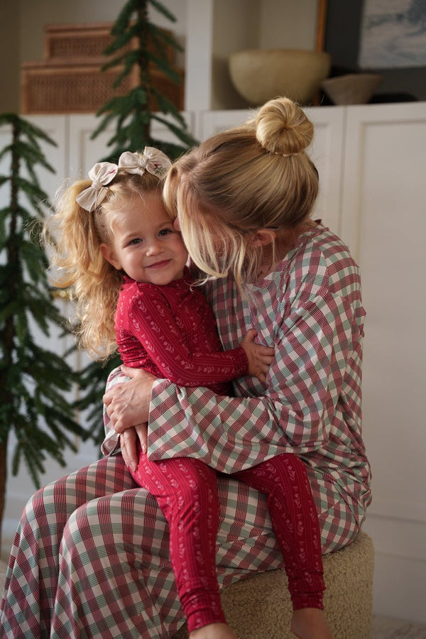 adult-christmas-plaid-pajamas-Atlas Grey-Sophia's StyleAdult Pajama-1