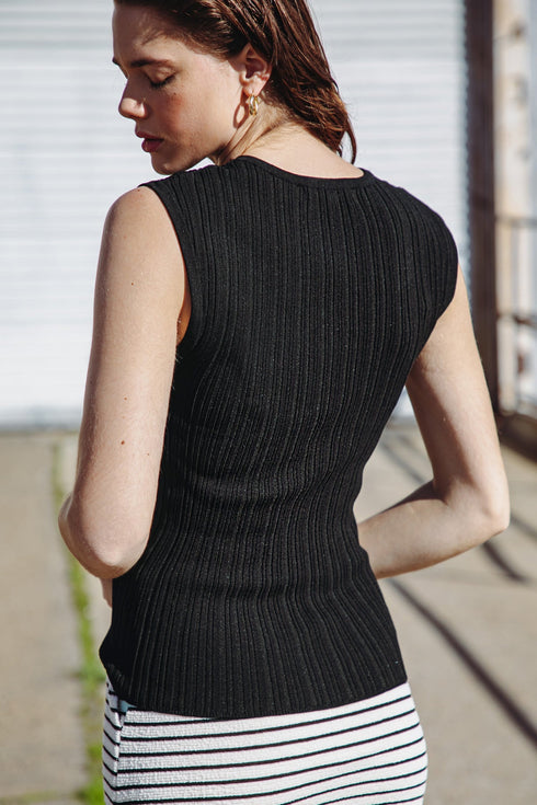 set-the-pace-knit-top Flying Tomato-Sophia's Style-4