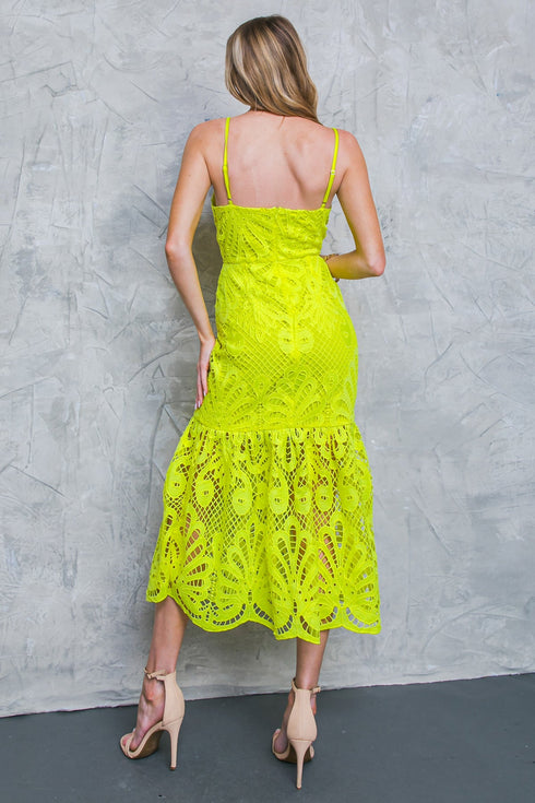 manhattan-village-lace-midi-dress Flying Tomato-Sophia's Style-2