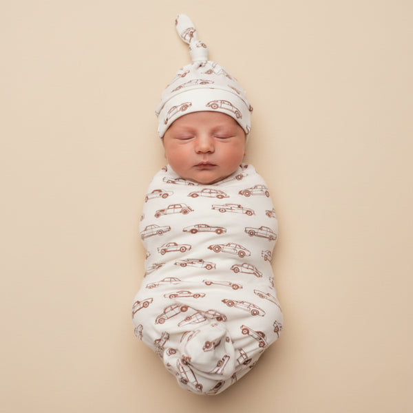organic-swaddle-blanket-hat-set-cars-makemake-organics-sophias-styleBlanket Set-1