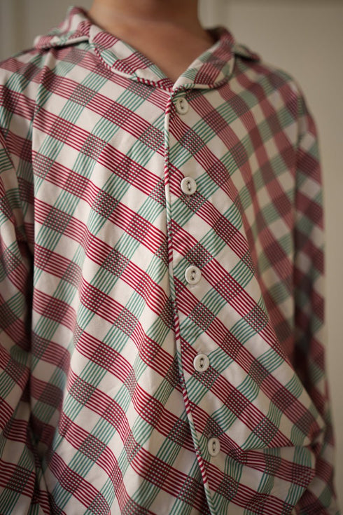christmas-plaid-pajamas-Atlas Grey-Sophia's Style-6