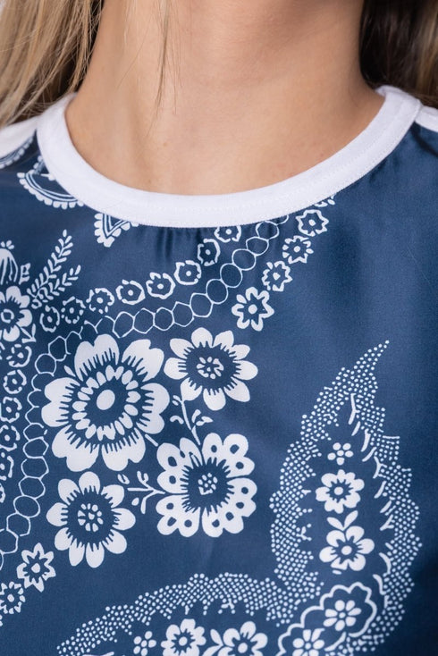 edie-top-white-navy-pattern-yakira-bella-sophias-style-5