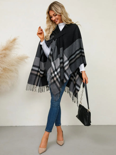 fringe-contrast-plaid-poncho-Sophia's Style-10