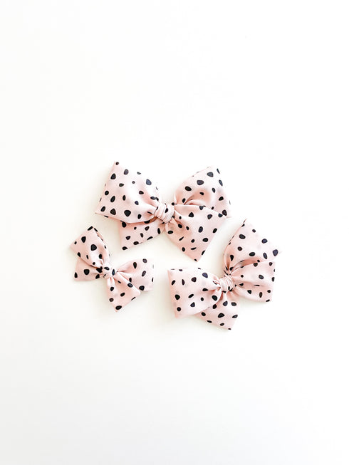 peachy-blush-speckled-pinwheel Boosh Baby - Sophia's Style-2