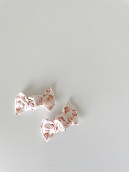 pink-leopard-knot Boosh Baby - Sophia's Style-1