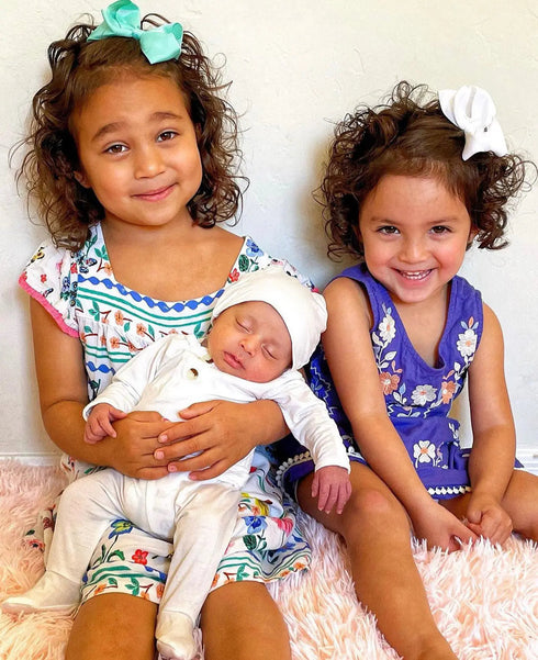 white-newborn-outfit-baby-coming-home-outfit-newborn-12-months-Sophia's Style-6