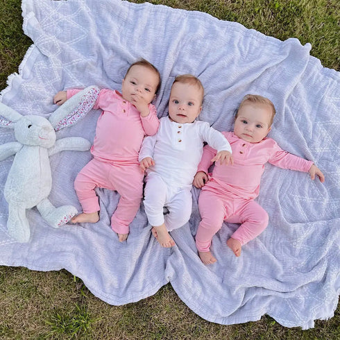 white-newborn-outfit-baby-coming-home-outfit-newborn-12-months-Sophia's Style-3