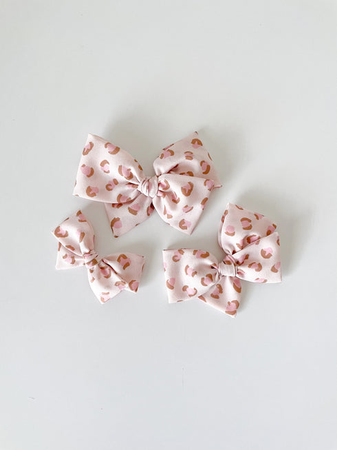 pink-leopard-pinwheel Boosh Baby - Sophia's Style-2