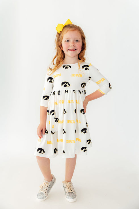 iowa-white-tigerhawk-3-4-sleeve-pocket-twirl-dress-sophias-styleTwirl Pocket Dress 3/4-1