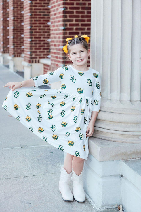 baylor-white-bear-3-4-sleeve-pocket-twirl-dress-Sophia's Style-4