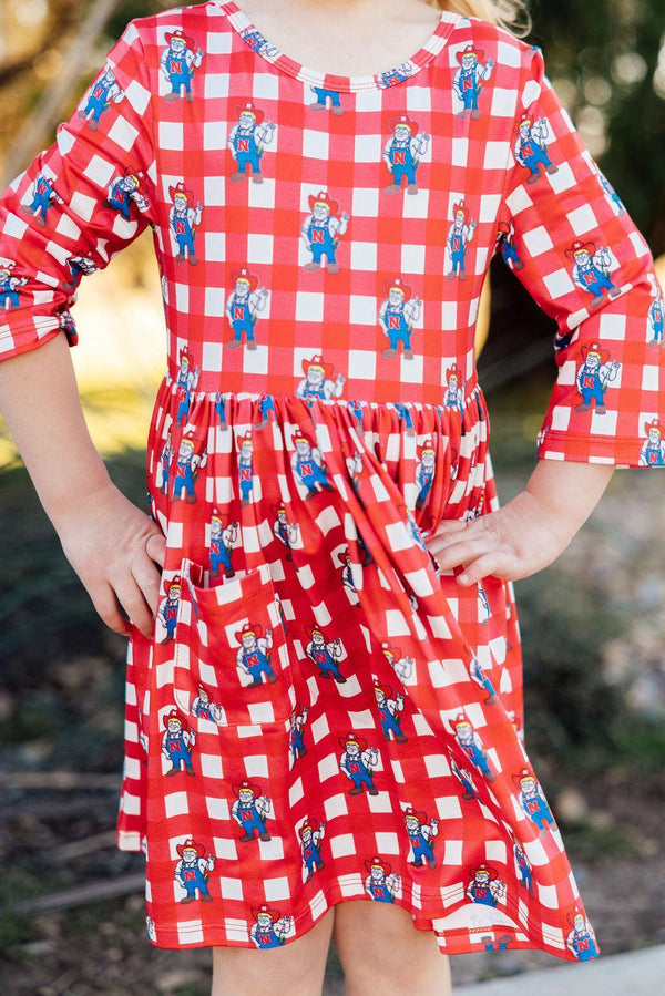 nebraska-plaid-herbie-husker-3-4-sleeve-pocket-twirl-dress-sophias-styleTwirl Pocket Dress 3/4-1