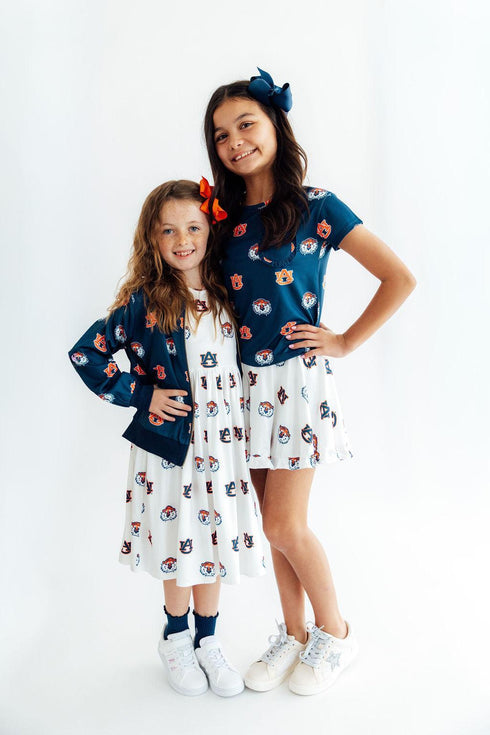 auburn-white-aubie-3-4-sleeve-pocket-twirl-dress-sophias-style-2