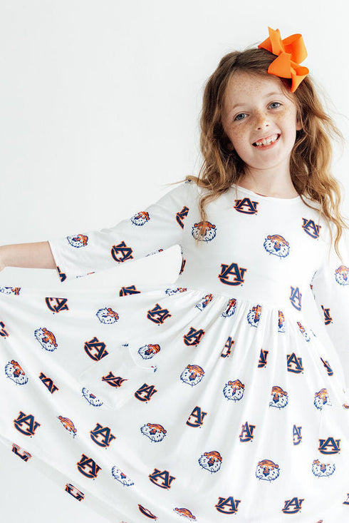 auburn-white-aubie-3-4-sleeve-pocket-twirl-dress-sophias-style-3