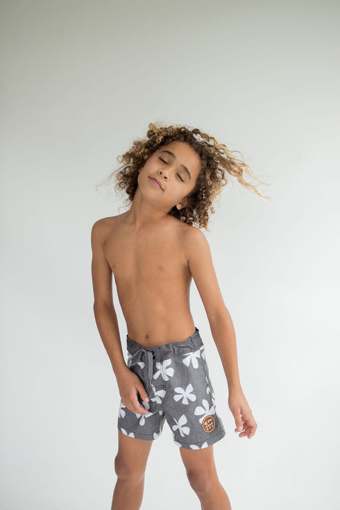 kid-s-townshorts-in-black-plumeria-of-one-sea - Sophia's Style -6