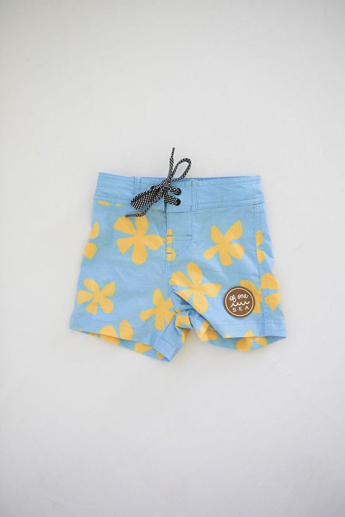 kid-s-townshorts-in-light-blue-plumeria- - Sophia's Style -9