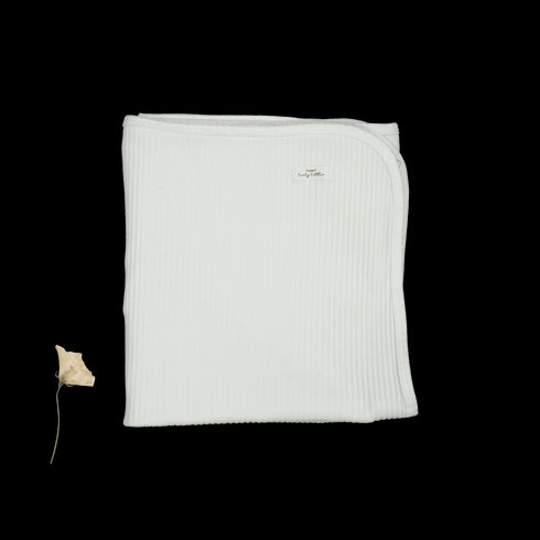 the-blanket-bone Lovely Littles - Sophia's StyleBlanket-1