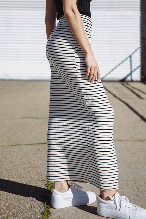 pretty-on-point-knit-skirt Flying Tomato-Sophia's Style-4