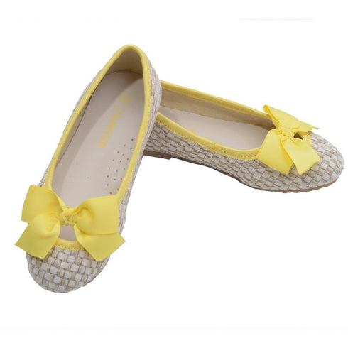 L'Amour Little Big Girls Yellow Faux Straw Bow Fashion Flats 11-4 Kids - SophiasStyle.com