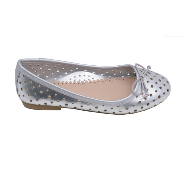 L'Amour Little Big Kids Girls Silver Perforated Bow Ballet Flats 11-4 Kids - SophiasStyle.com