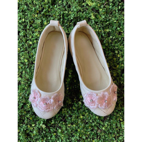 Petite Adele Little Girls Pink 3D Flowers Dress Shoes 6-10T - SophiasStyle.com